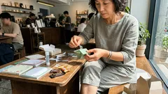 메모패드 2장으로 끝내는 미니 선물 포장, 마치(거싯) 기프트 박스 만들기