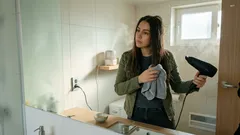 겨울만 되면 푸석해지는 머릿결, 샴푸부터 드라이까지 루틴을 이렇게 바꿔보세요